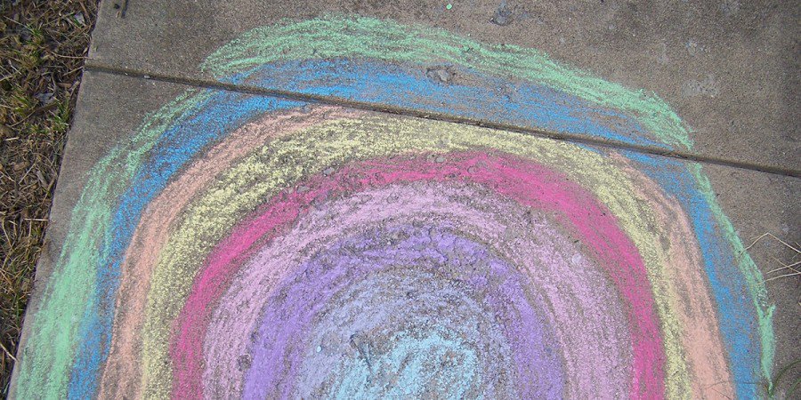 constructive play-sidewalk chalk mural